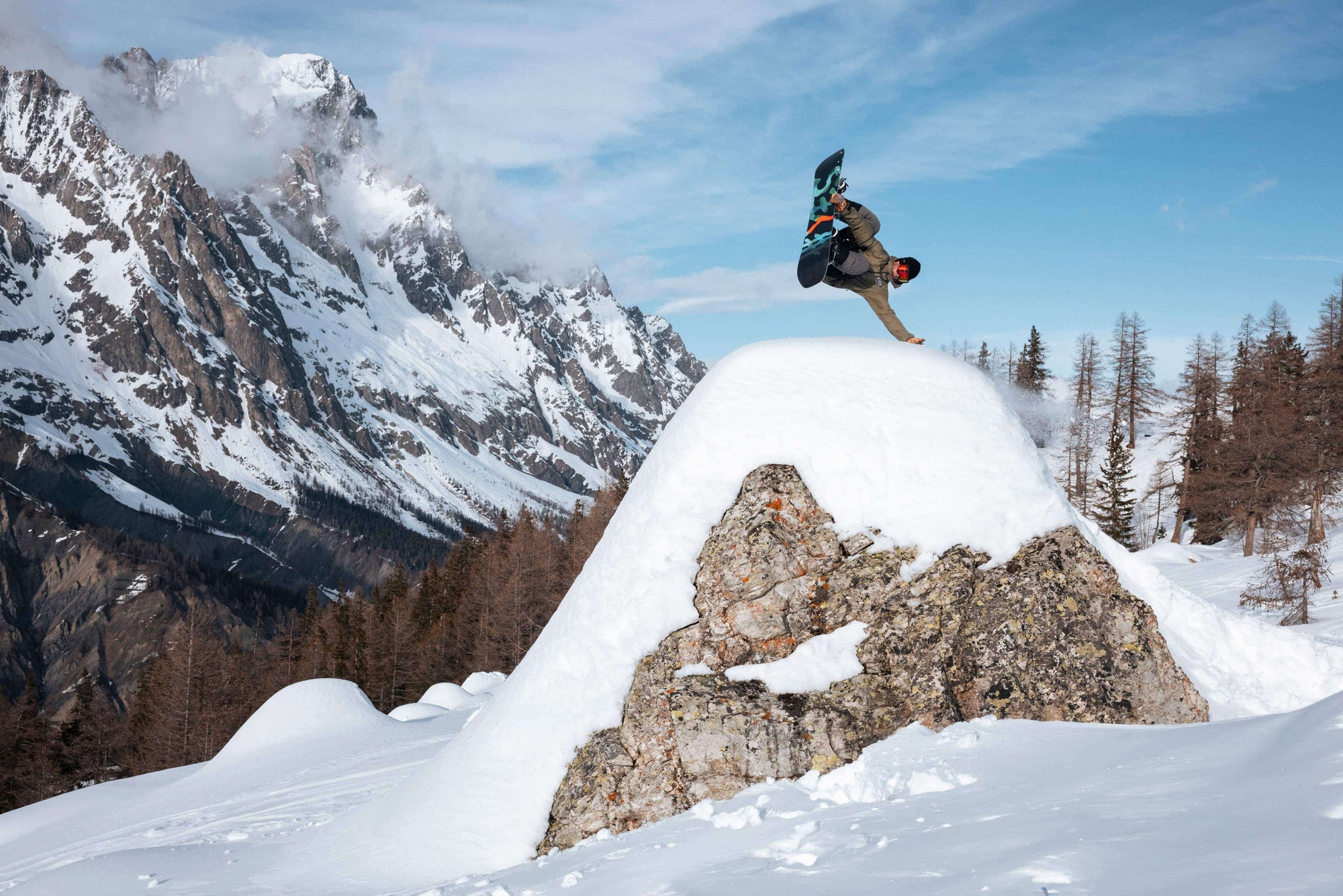 SNOWBOARDS SNOWBOARDS